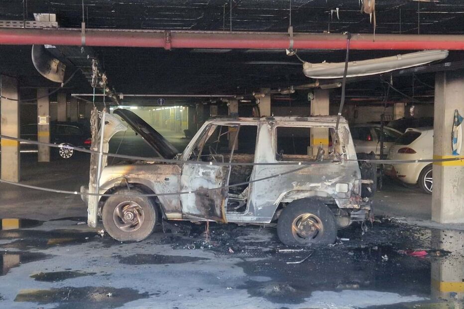 Viatura todo-o-terreno ficou totalmente destruída em Portimão