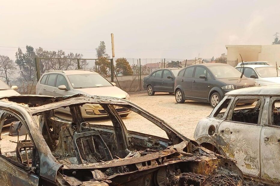 Imagens mostram carros totalmente destruídos pelas chamas em Albergaria-a-Velha