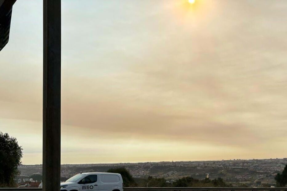 Fumo dos incêndios do centro e norte do País já chegou a Lisboa