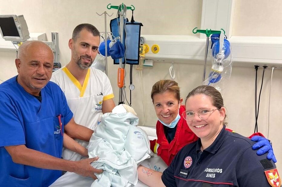 Menino nasce em ambulância dos Bombeiros de Sines