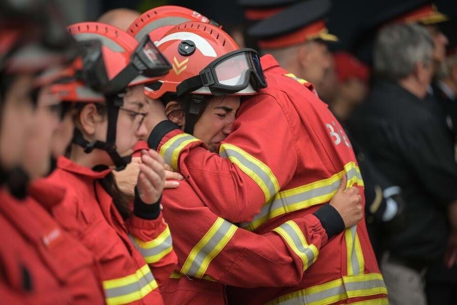 Muita emoção no adeus ao 'Carismático 30' como era conhecido