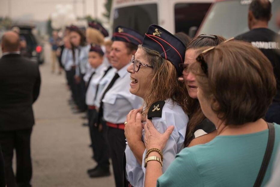 Muita emoção no adeus ao 'Carismático 30' como era conhecido