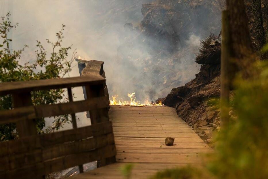 Incêndio nos passadiços do Paiva