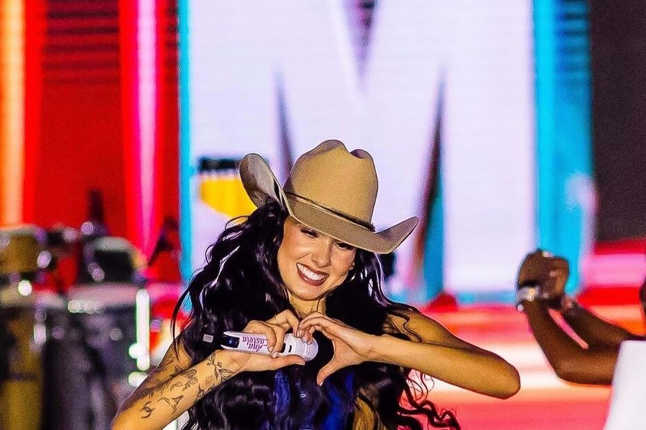 2024-09-21_20_30_03 anacastelacantora_1725301408_3448400608699521626_4367392452.jpg