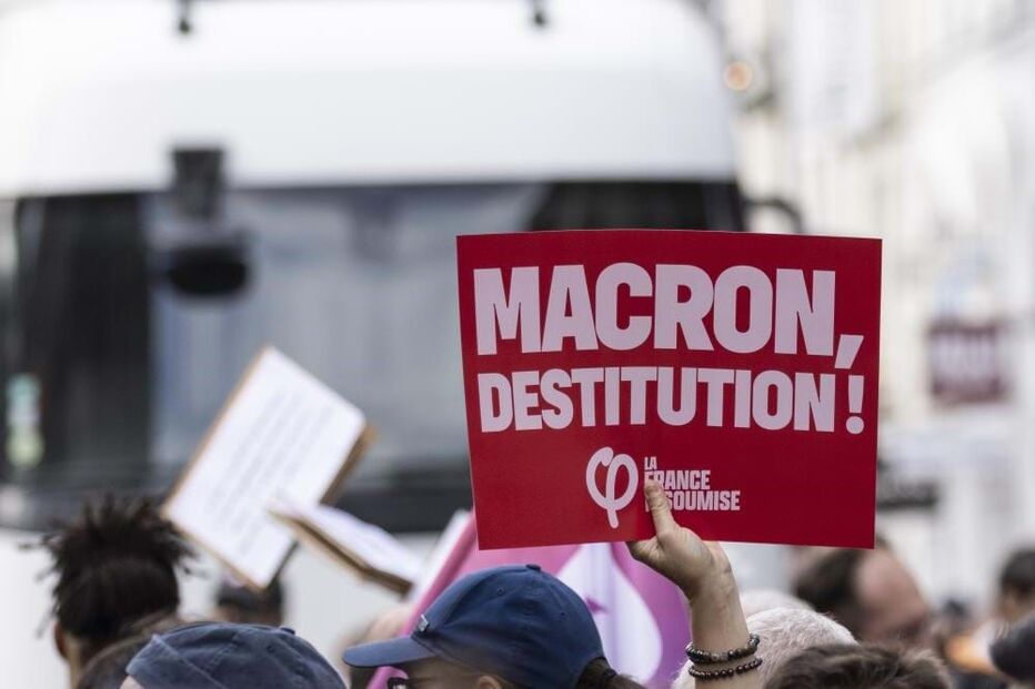 Milhares de franceses manifestaram-se este sábado em Paris
