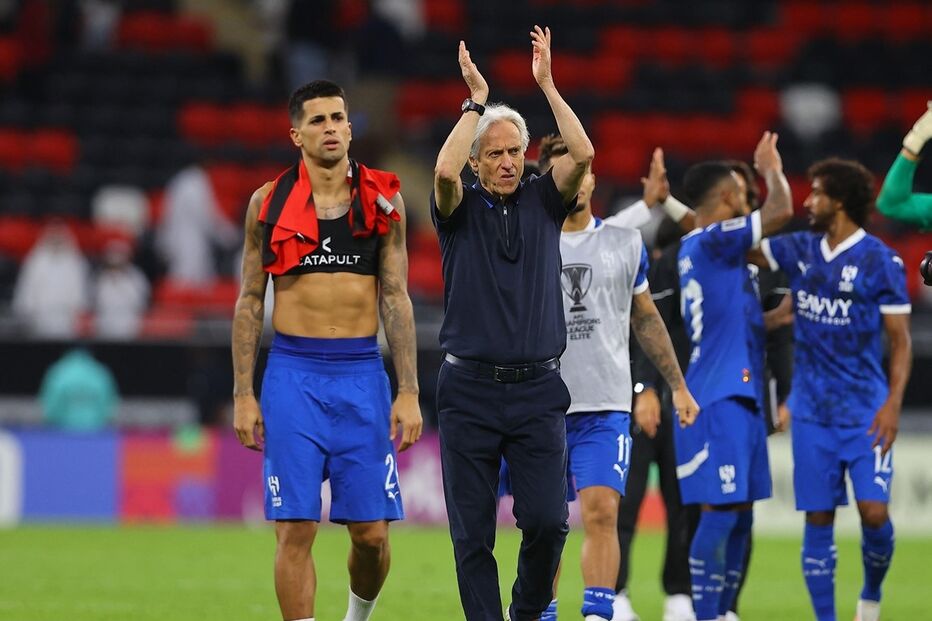 Jorge Jesus já lidera destacado a Liga árabe