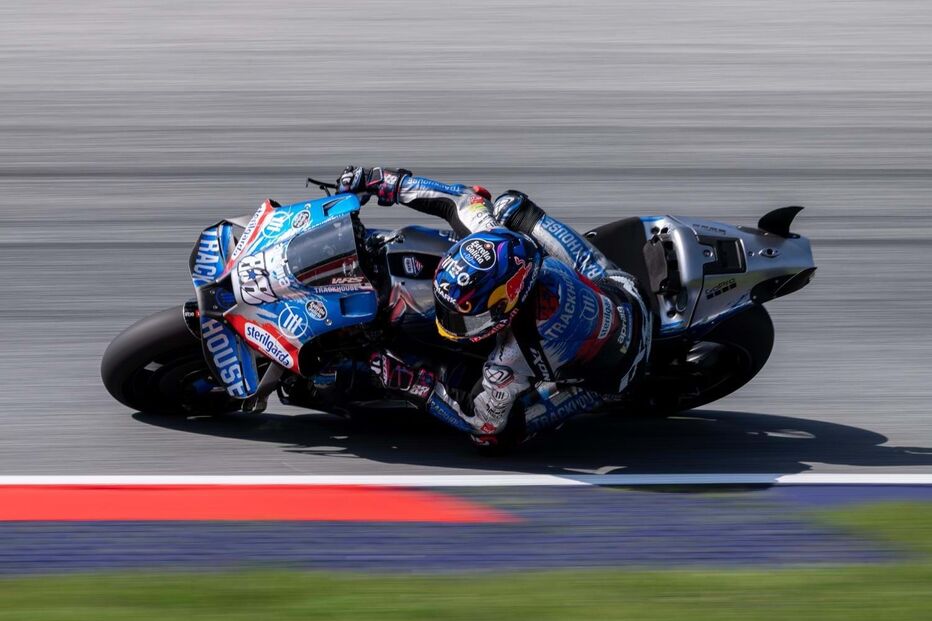 Miguel Oliveira em competição