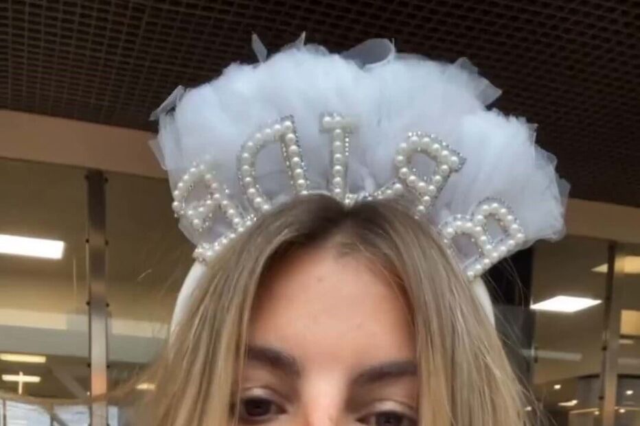 Jessica Athayde7.jpg