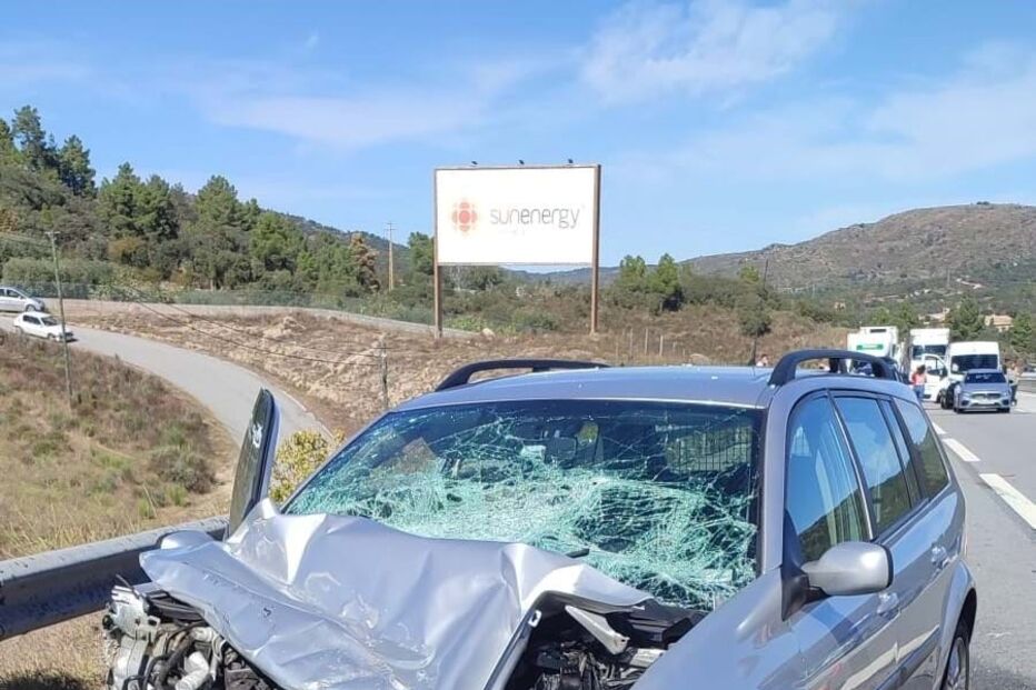 Colisão rodoviária na A25 em Celorico da Beira