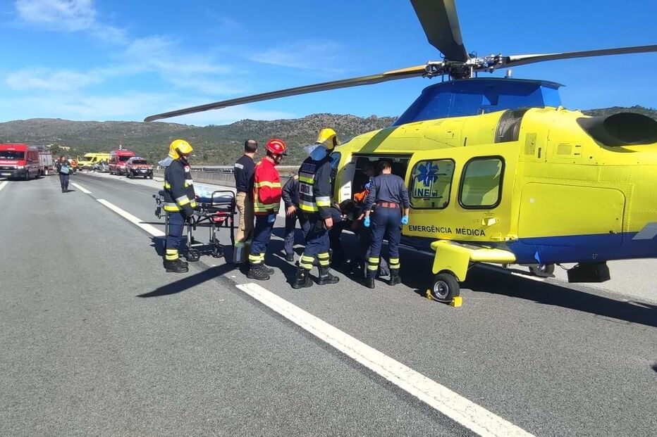Colisão rodoviária corta A25 nos dois sentidos em Celorico da Beira 
