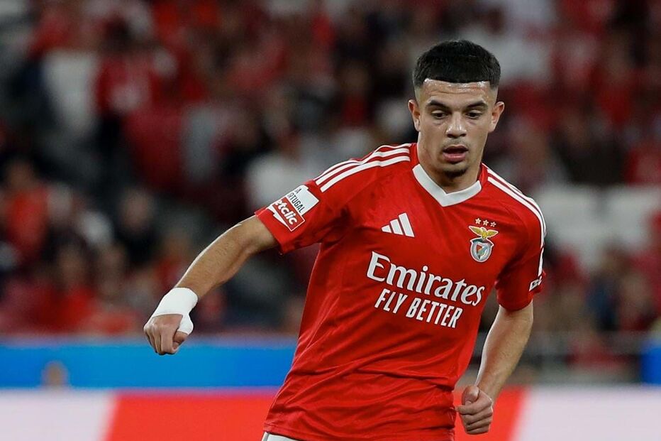 Amdouni ‘pede’ titularidade