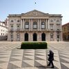 <![CDATA[ Câmara de Lisboa tem 700 ocupações ilegais de habitações municipais por resolver ]]>