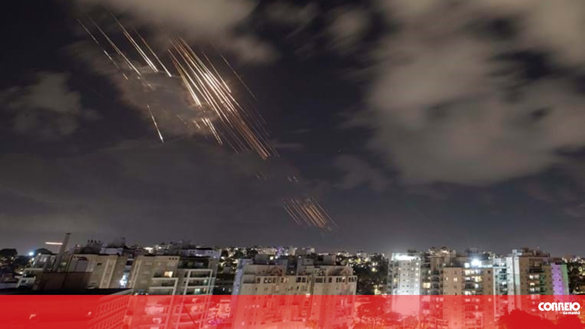 Irão lança chuva de mísseis contra Israel