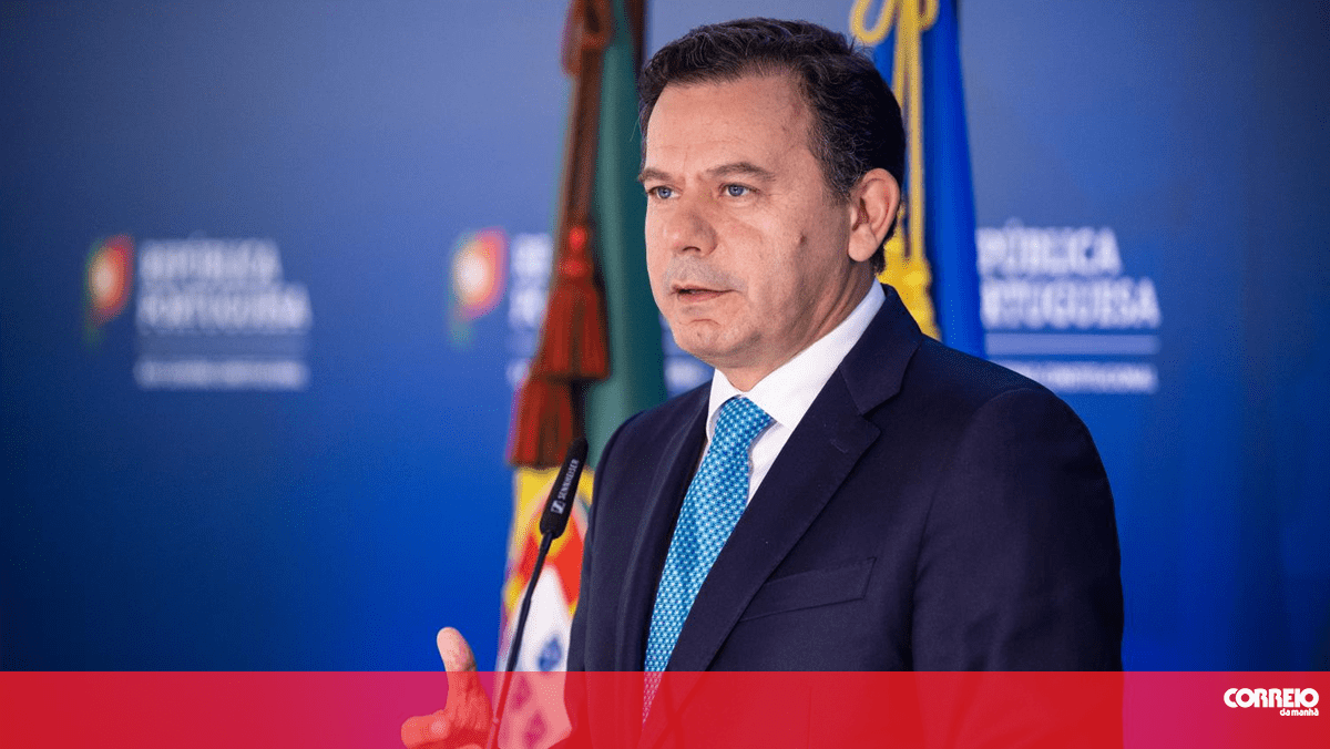 Primeiro-ministro recusa-se a comentar acusações de Ventura