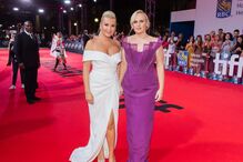 Ramona Agruma e Rebel Wilson