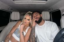 Douglas Luiz e Alisha Lehmann