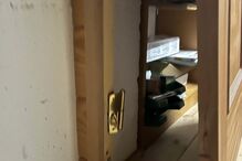 Dupla encapuzada assalta café em Armação de Pêra