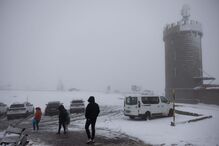 Serra da Estrela já está pintada de branco