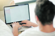 Homens denunciam à PJ chantagem sofrida com vídeos íntimos 