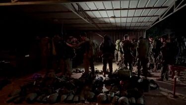 Exército israelita divulga vídeo dos preparativos para operação terrestre no Líbano