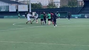Treino em Coimbrões termina em confrontos entre adeptos e membros da equipa