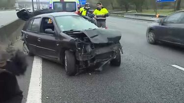 A28 reaberta após colisão de cinco veículos que provocou um ferido grave em Matosinhos