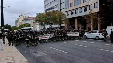 Bombeiros Sapadores manifestam-se hoje para reivindicar aumentos salariais