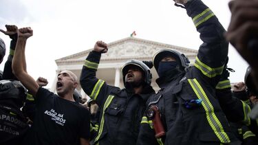 Sapadores reivindicam "acertos salariais para compensar o aumento da inflação"