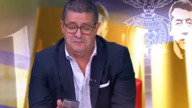 Fernando Mendes: "A continuar assim, [Samu] vai dar dinheiro a ganhar ao FC Porto"