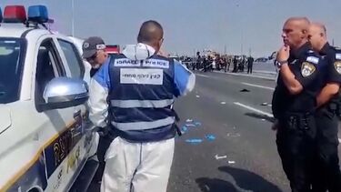 Polícia morre em tiroteio numa autoestrada em Israel