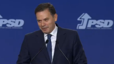 Montenegro abre hoje primeira reunião magna como chefe do Governo no Congresso do PSD