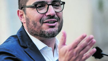 “É importante garantir o direito à habitação”: João Oliveira na estreia como eurodeputado único do PCP