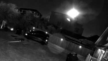 Helicóptero embate contra torre de rádio no Texas e faz quatro mortos. Há uma criança entre as vítimas