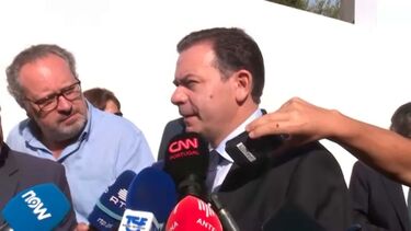 Primeiro-ministro diz que revisão das aulas de Cidadania interessa à população portuguesa