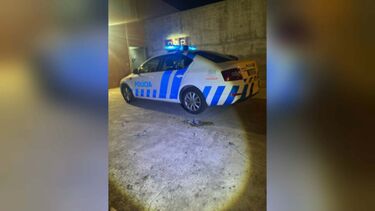 Carro da PSP atingido por 'cocktail molotov' em Sintra