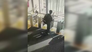 Imagens de videovigilância mostram o ataque a empresa aeroespacial turca 