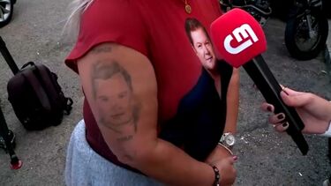 Fã mostra rosto de Marco Paulo tatuado no braço 