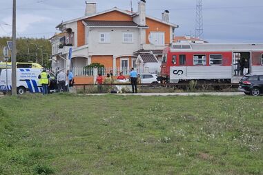 Jovem de 18 anos morre atropelado por comboio em Aveiro
