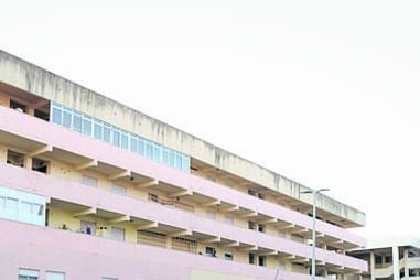 Polícia no local, no dia do crime