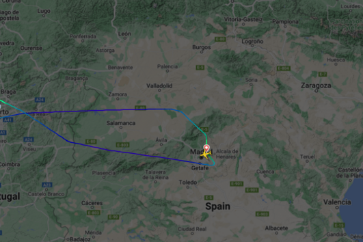 Voo com destino ao Porto não consegui aterrar no Aeroporto Francisco Sá Carneiro