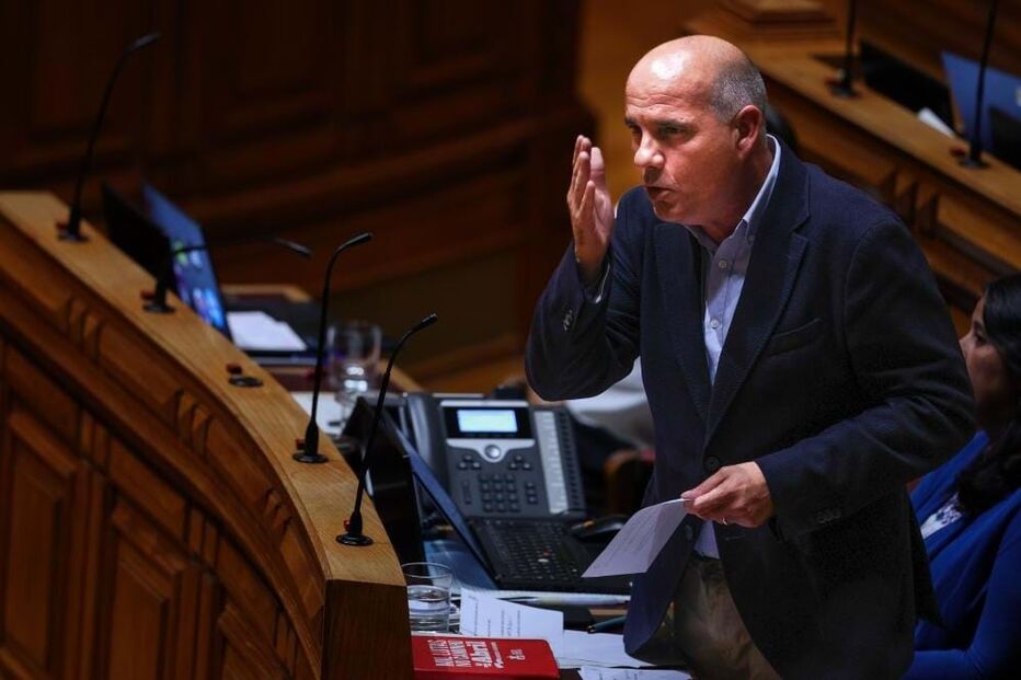 Paulo Raimundo no debate quinzenal