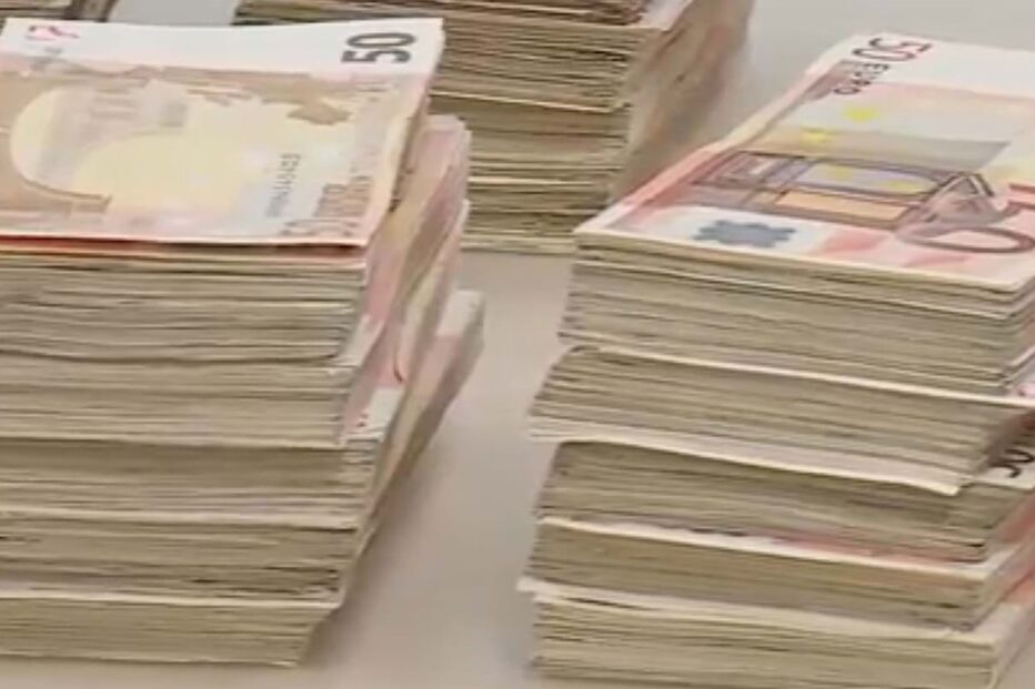 Triplo homicida de bairro em Lisboa ajudado com dinheiro para a fuga