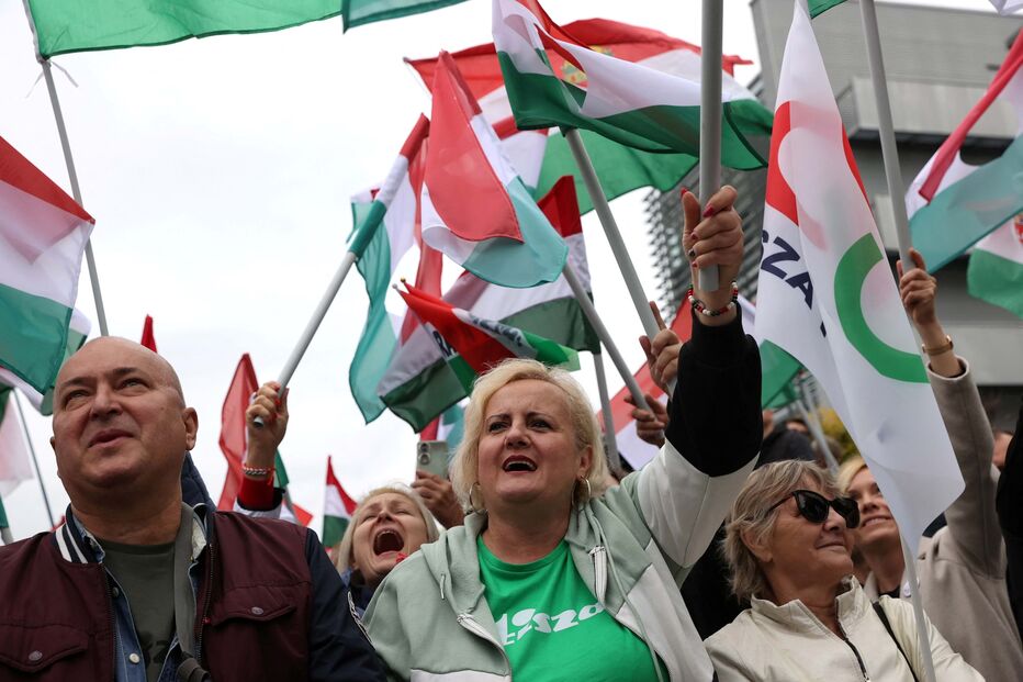 2024-10-05_23_10_07 2024-10-05T135607Z_1058359717_RC2DEAADG4P5_RTRMADP_3_HUNGARY-PROTESTS (1).JPG