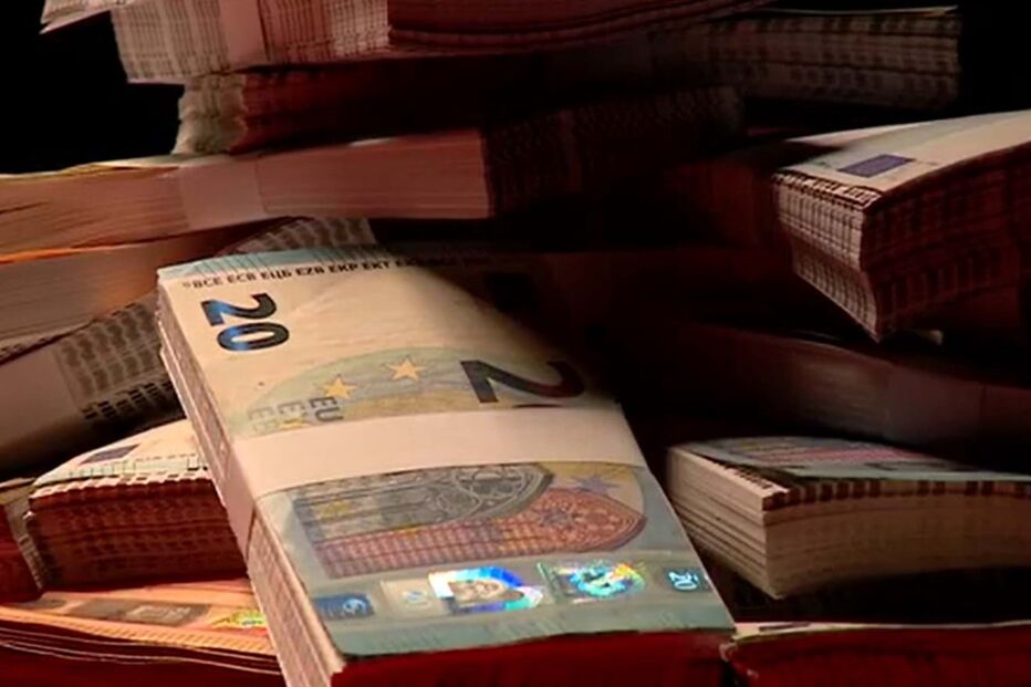 PJ apreende 50 mil euros de arguido na Operação 'Ab Initio' em casa da ex-mulher