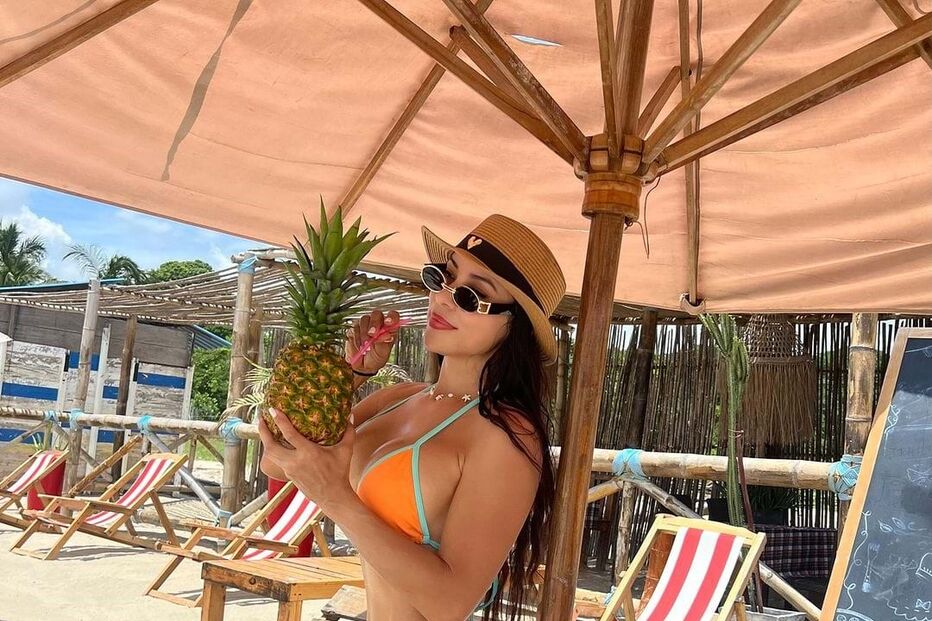 Ana M Martinez3_n.jpg