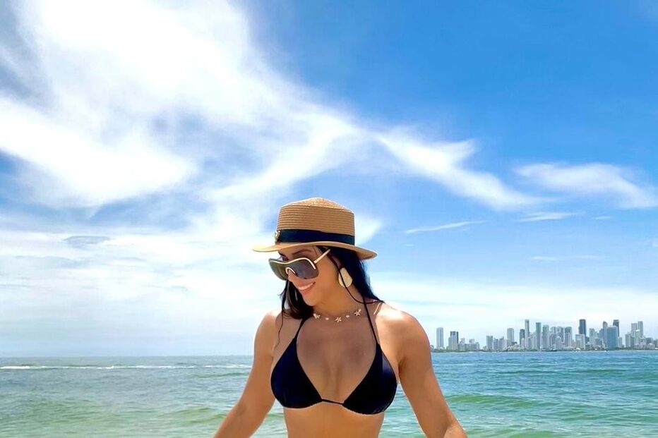 Ana M Martinez6_n.jpg