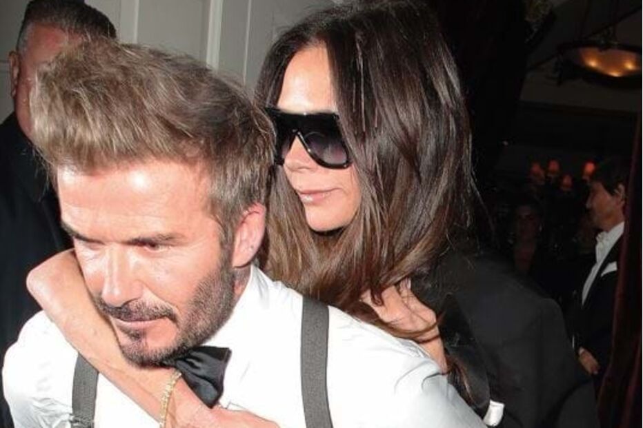 David e Victoria Beckham a saírem da festa dos 50 anos da ‘posh spice’