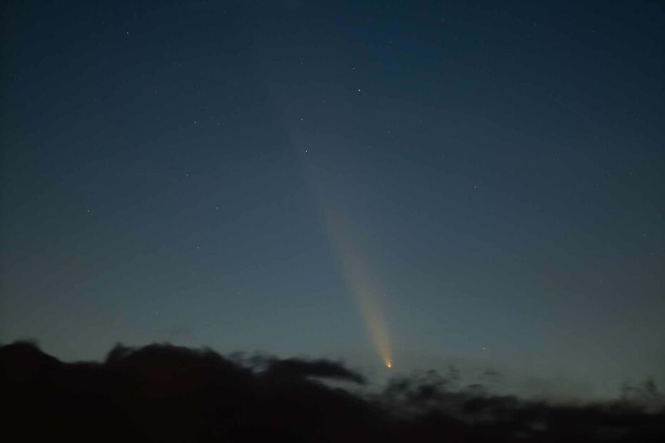 Cometa visto de Chaves