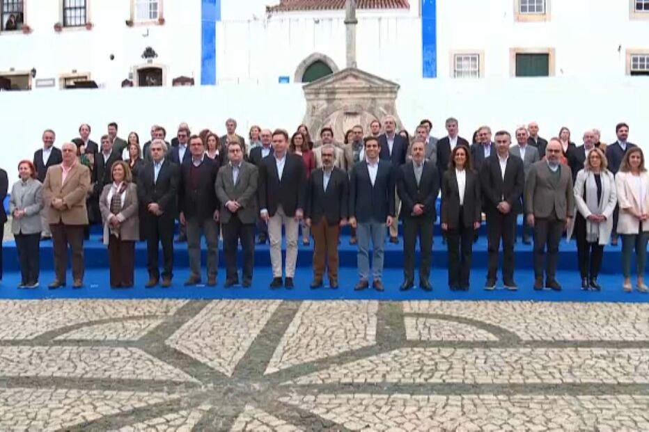 Ministérios vão gastar 156 milhões de euros em viagens