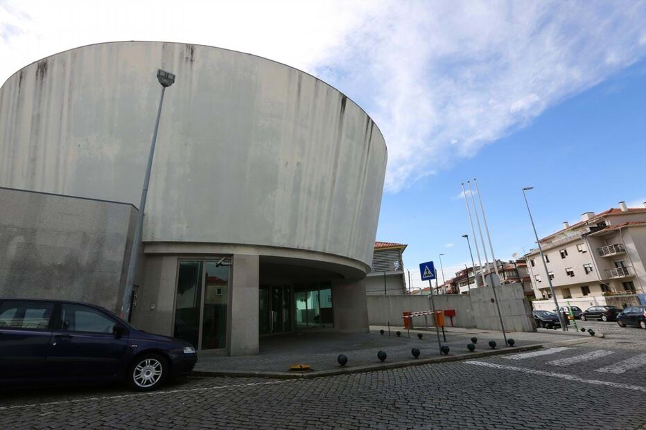 Estabelecimento prisional anexo à Polícia Judiciária